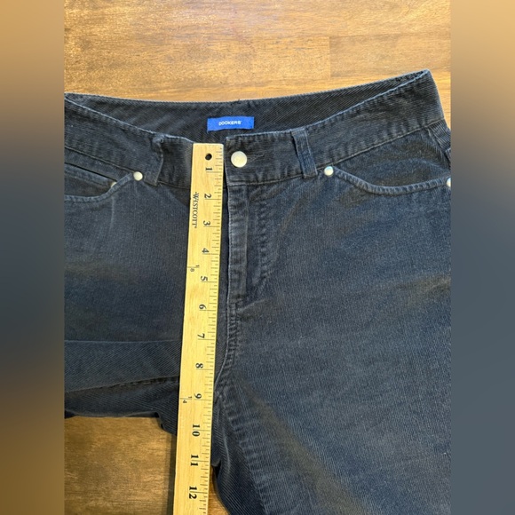 Dockers Black Corduroy Pants Woman’s SZ 4 Straight Leg Stretch Pockets Mid Rise - Picture 10 of 11